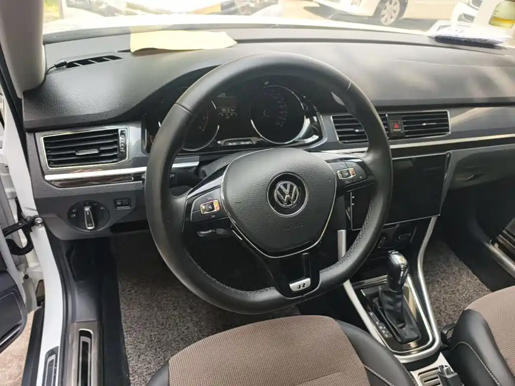 Volkswagen C-Trek — миниатюра 11
