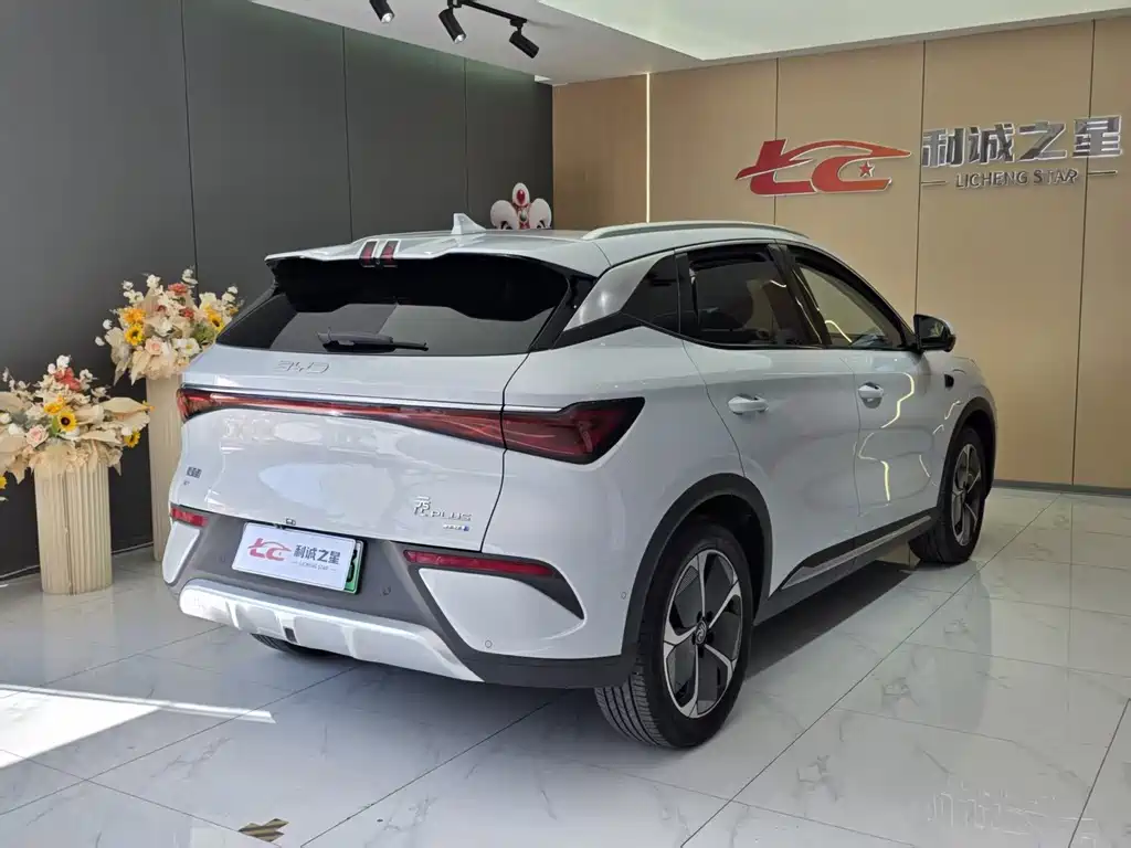 BYD Yuan Plus — миниатюра 8