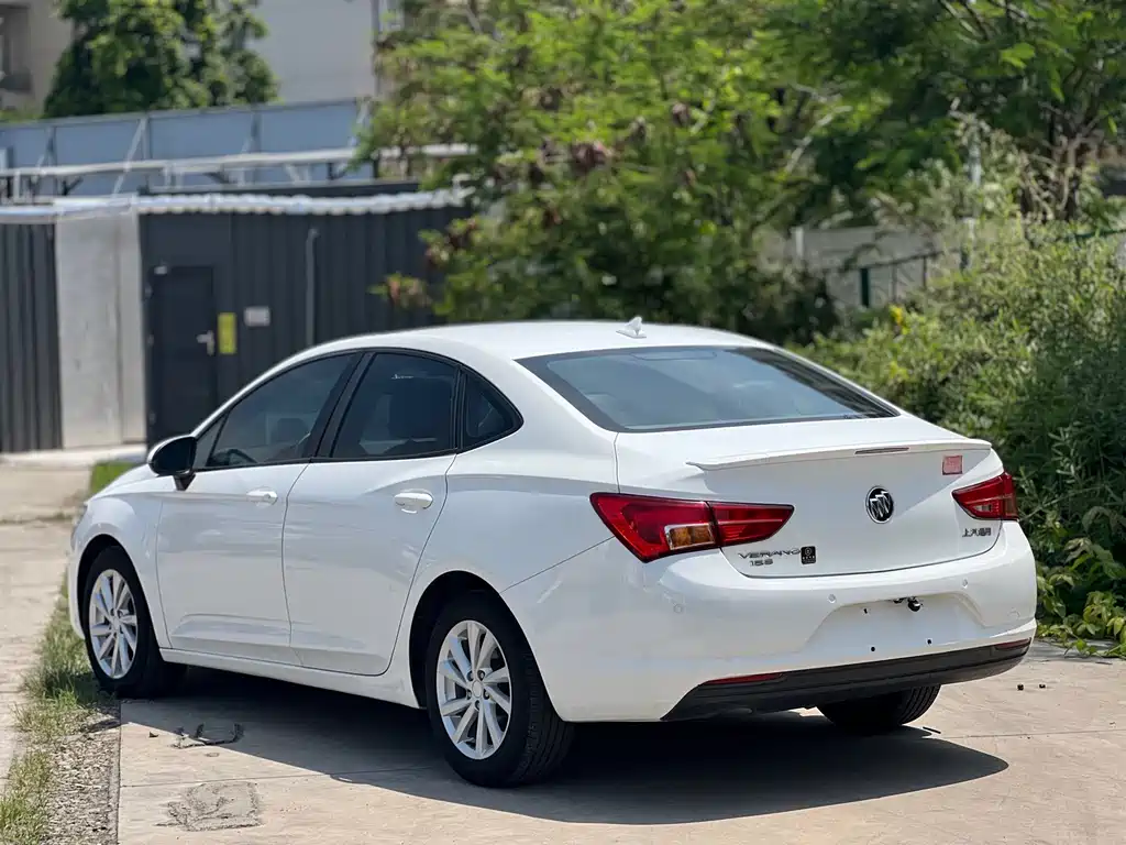 Buick Verano — миниатюра 4
