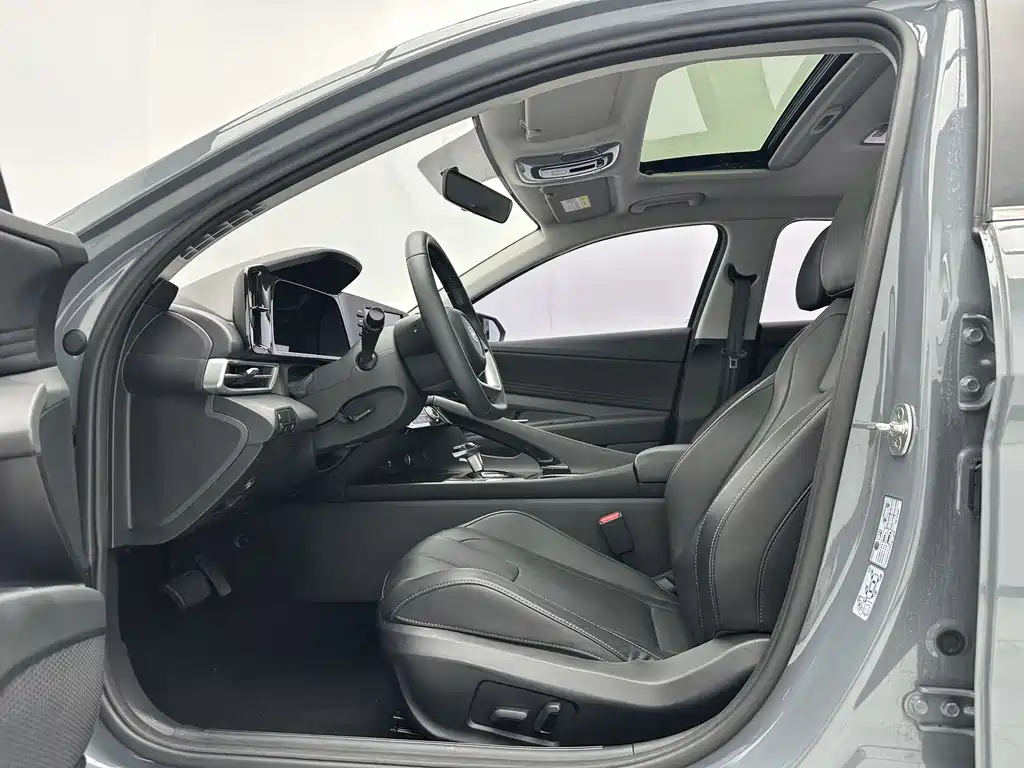 Hyundai Elantra 2022 1.5L CVT GLX Elite