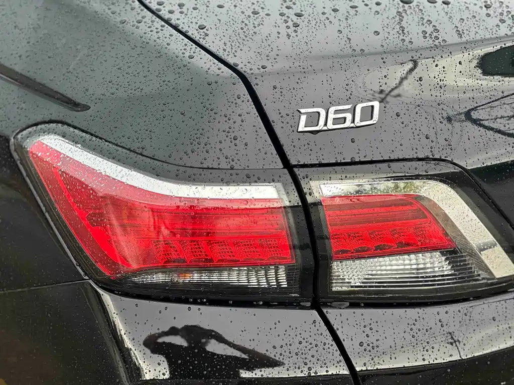Venucia D60 — миниатюра 12