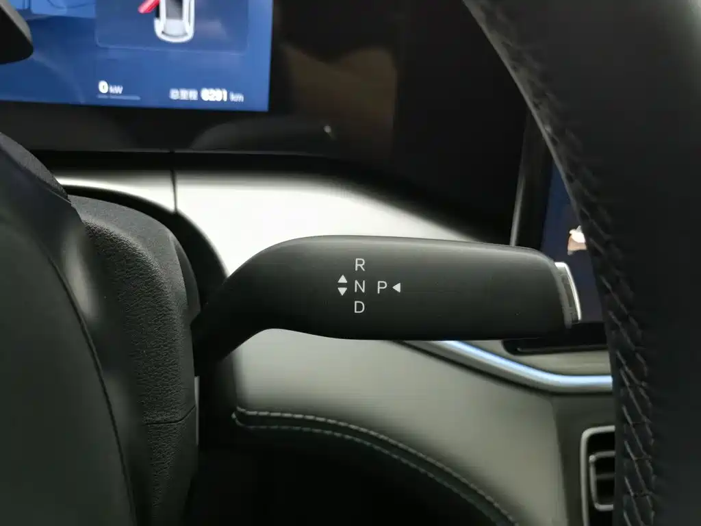 BYD L DM-i — миниатюра 13