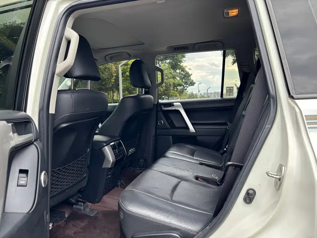 Toyota Land Cruiser Prado 2018 3.5L AT TX-L