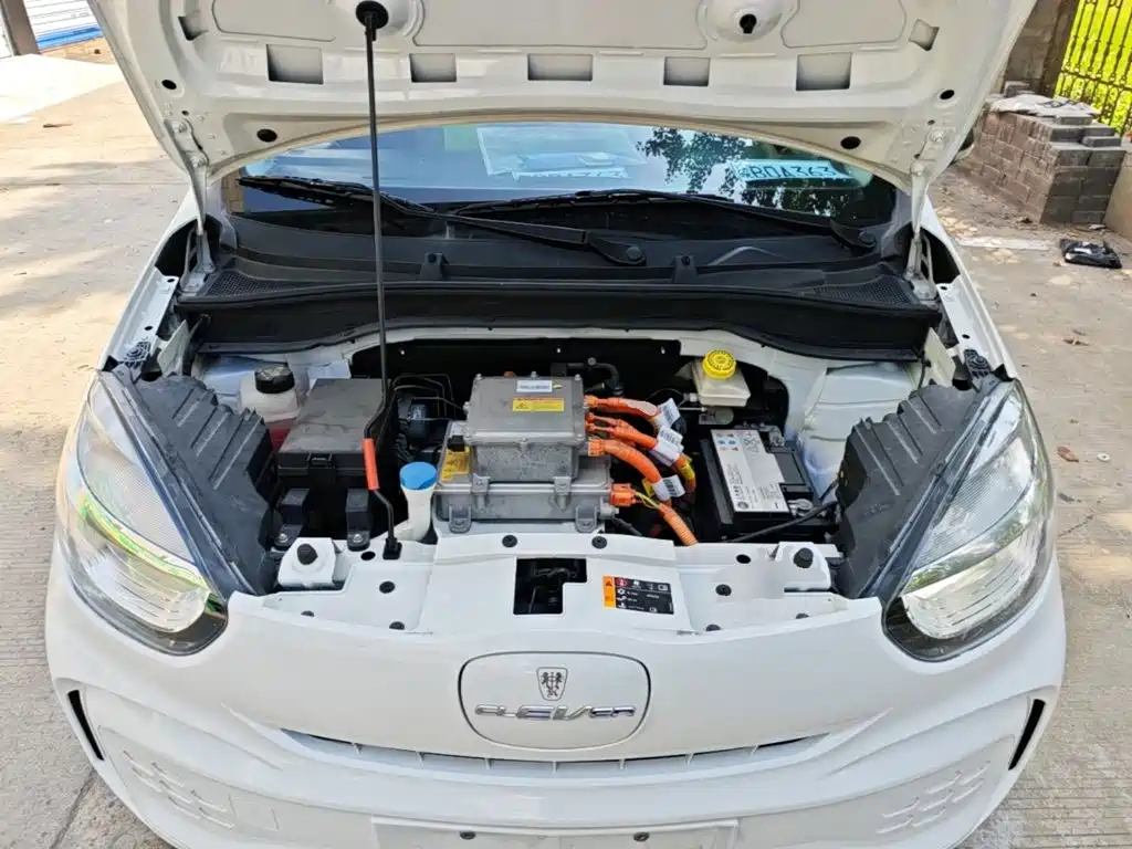 Roewe Clever — миниатюра 20