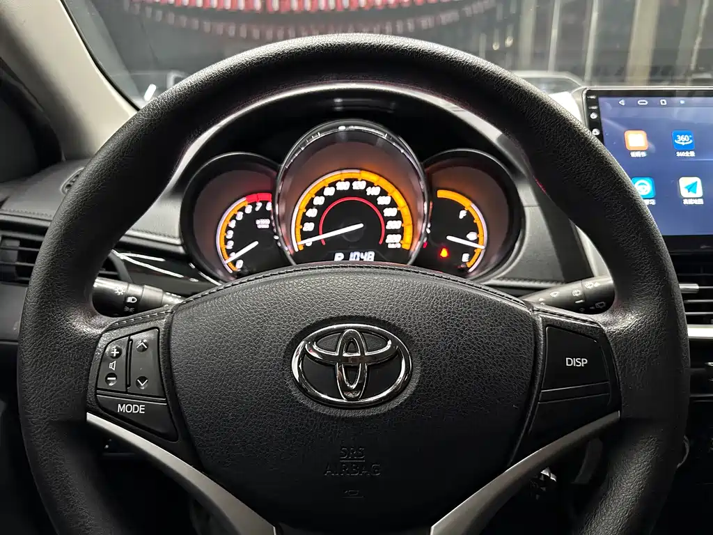 Toyota Yaris L — миниатюра 17