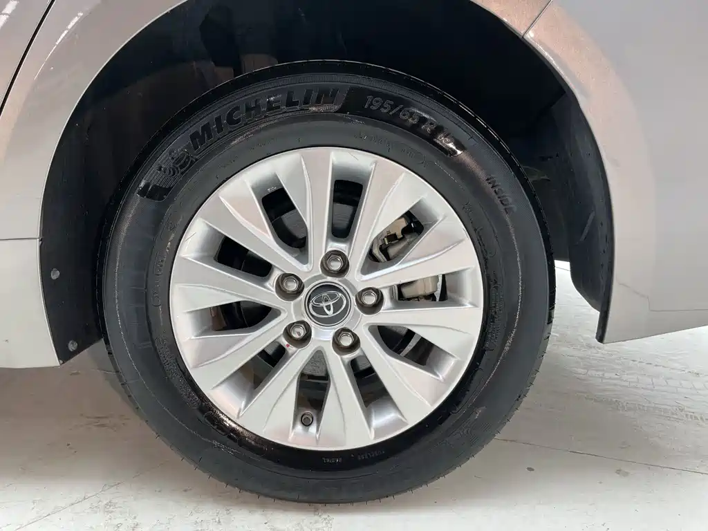 Toyota Corolla — миниатюра 24