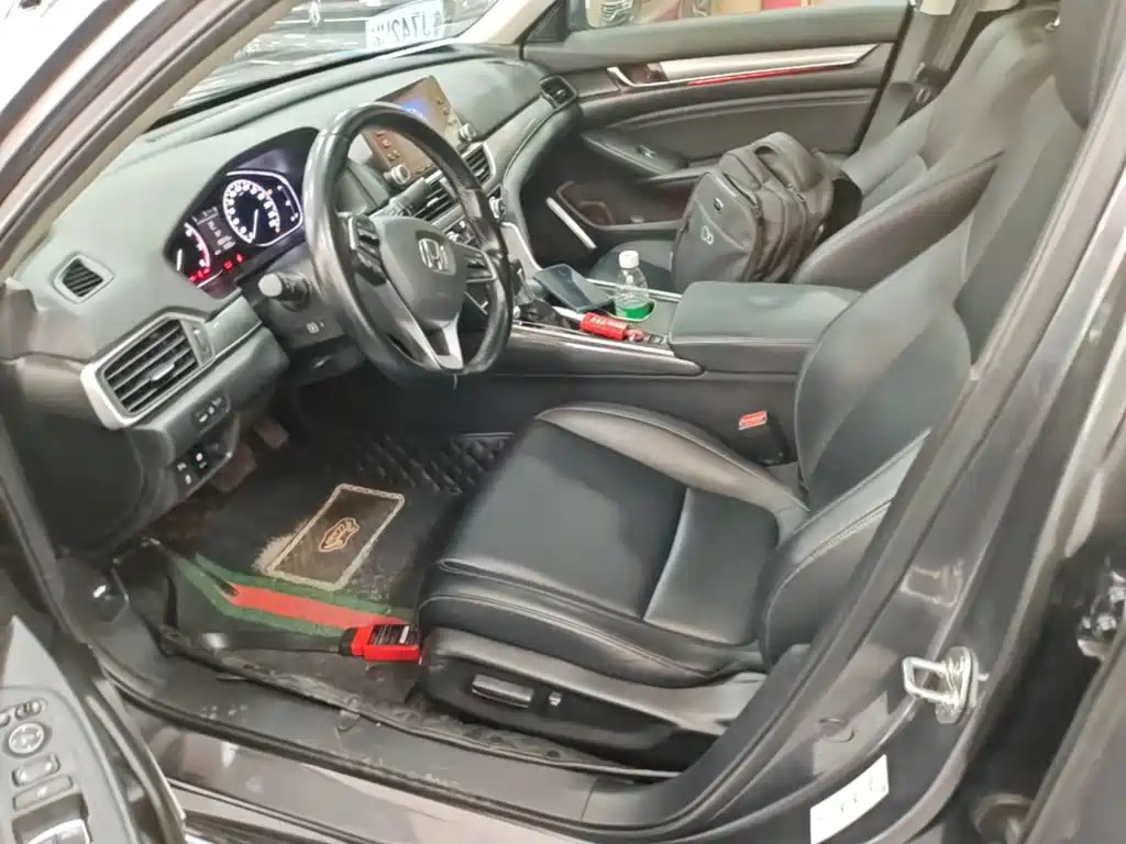 Honda Accord — миниатюра 15