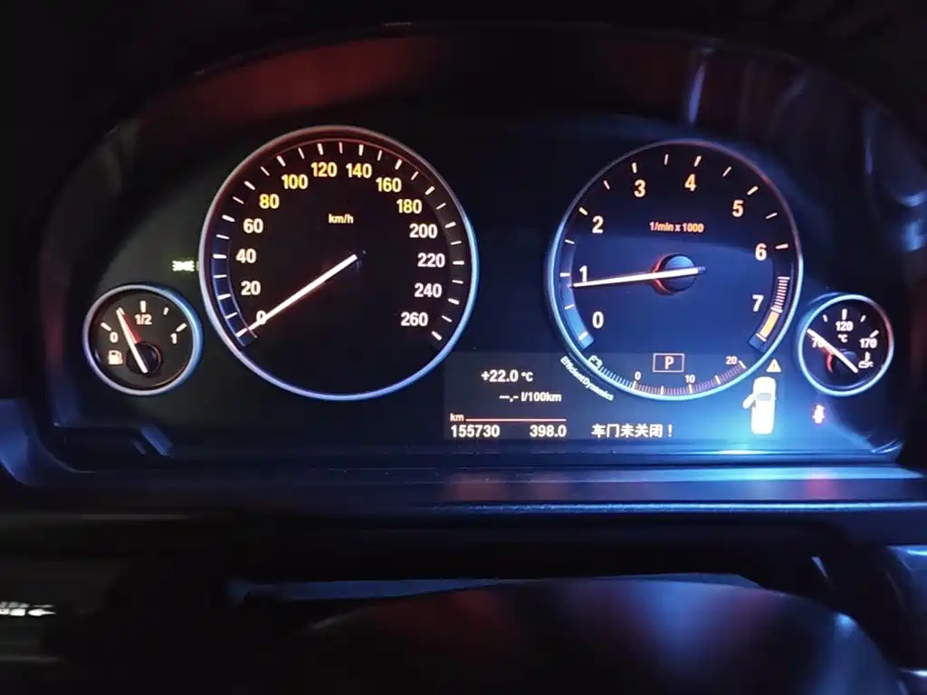 BMW 5 Series — миниатюра 12