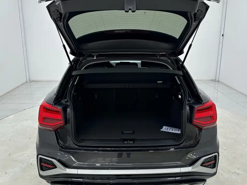 Audi Q2L — миниатюра 15