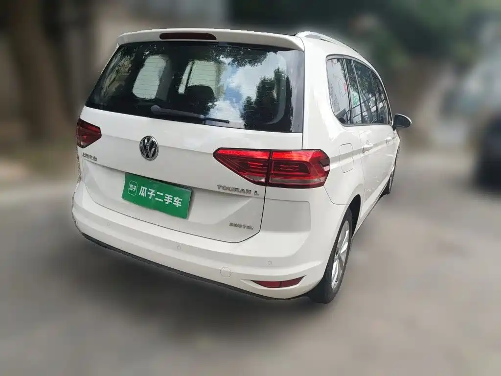 Volkswagen Touran — миниатюра 5