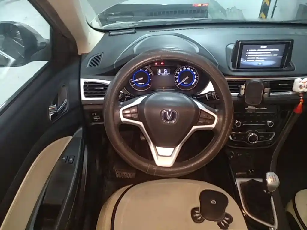 Changan V7 — миниатюра 11
