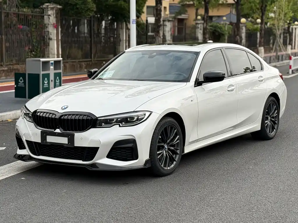 BMW 3 Series 2022