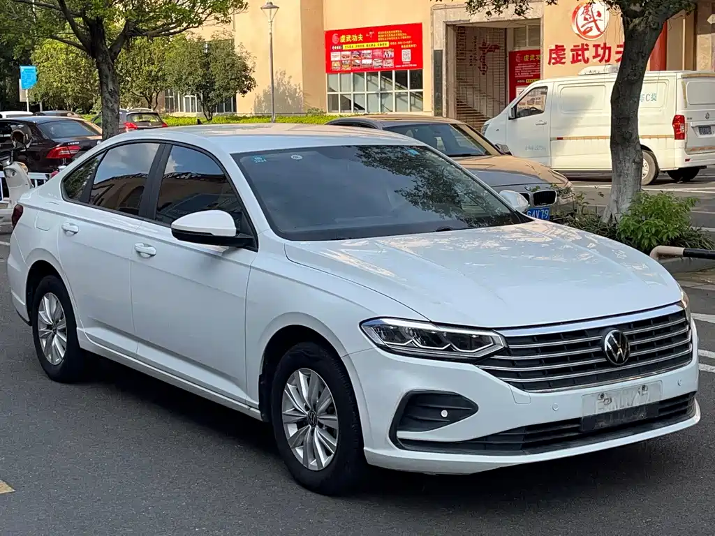 Volkswagen Lavida — миниатюра 3