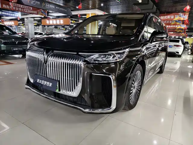 VOYAH LANTU DREAMER 2024