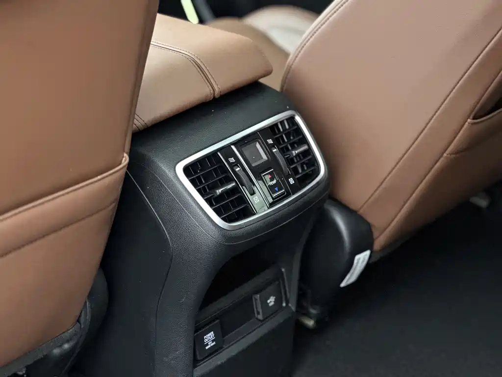 Honda UR-V 2023 370TURBO