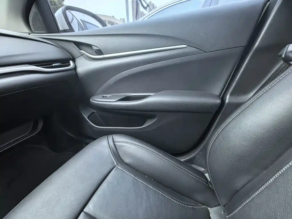 Buick Excelle — миниатюра 17