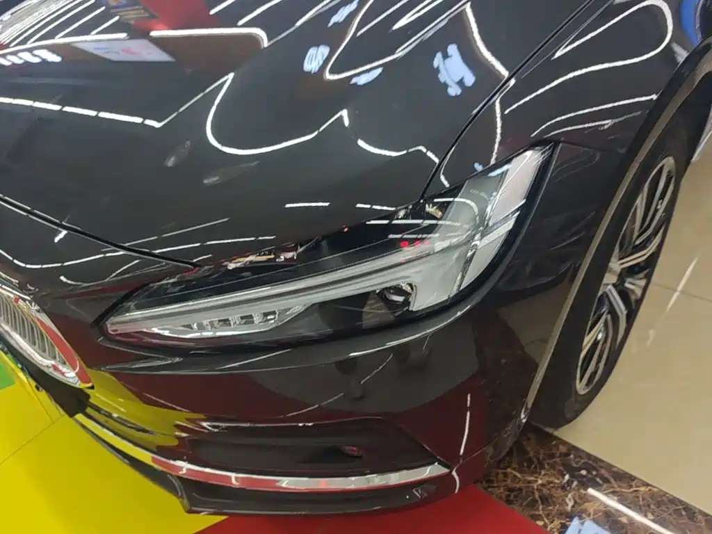 Volvo S90 — миниатюра 24