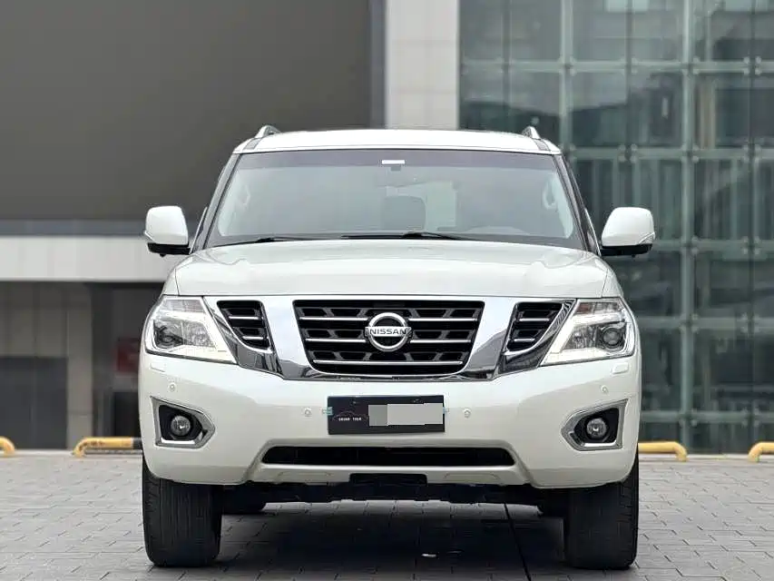 Nissan Patrol — миниатюра 2