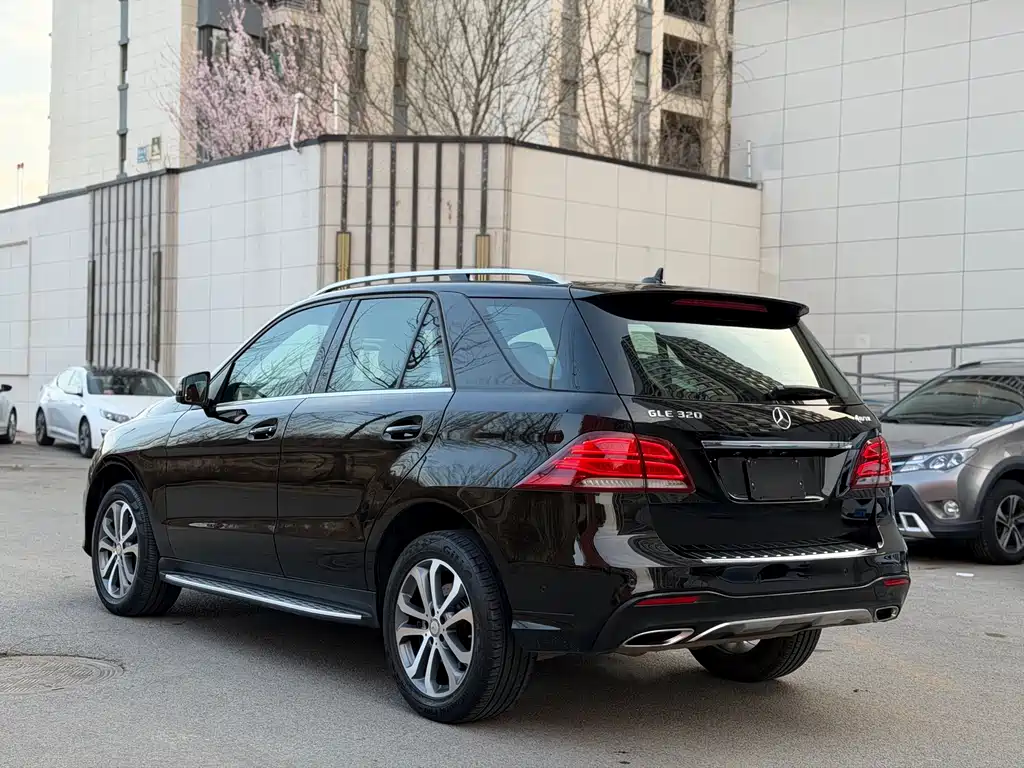 Mercedes-Benz GLE 2015 GLE 320 4MATIC