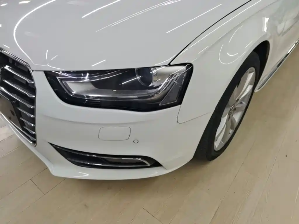 Audi A4L — миниатюра 24