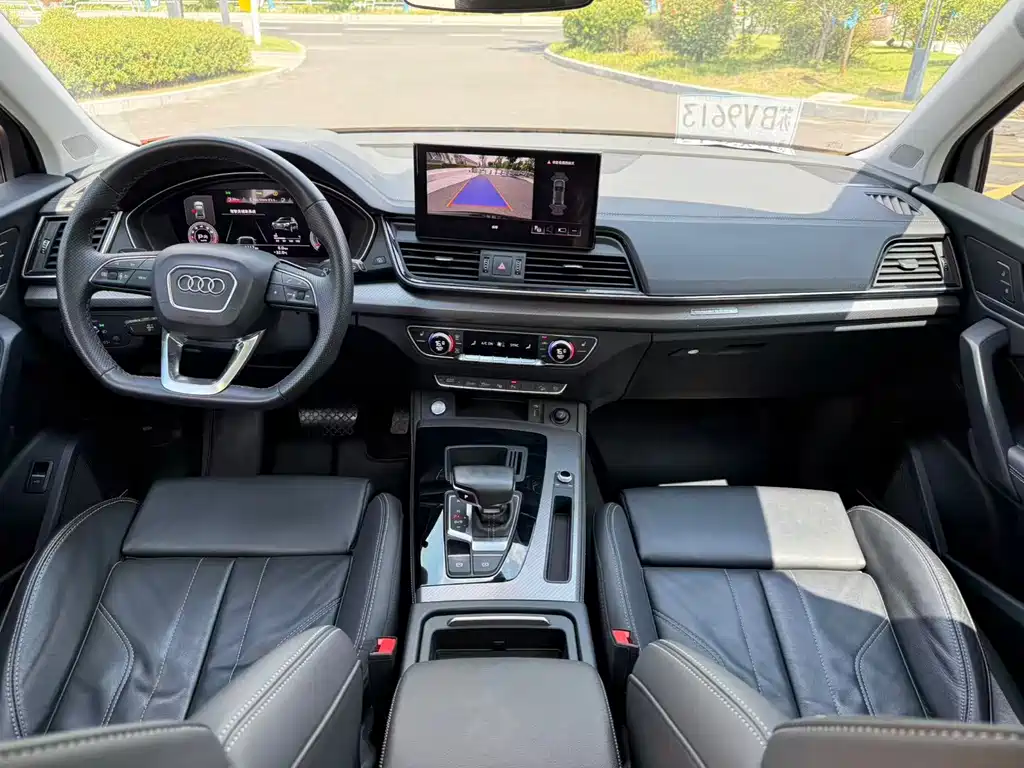 Audi Q5L — миниатюра 9