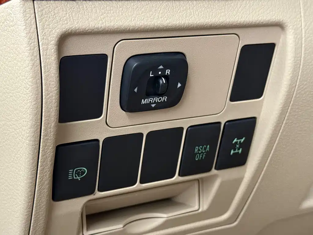 Toyota Land Cruiser 2012 4.0L AT VX