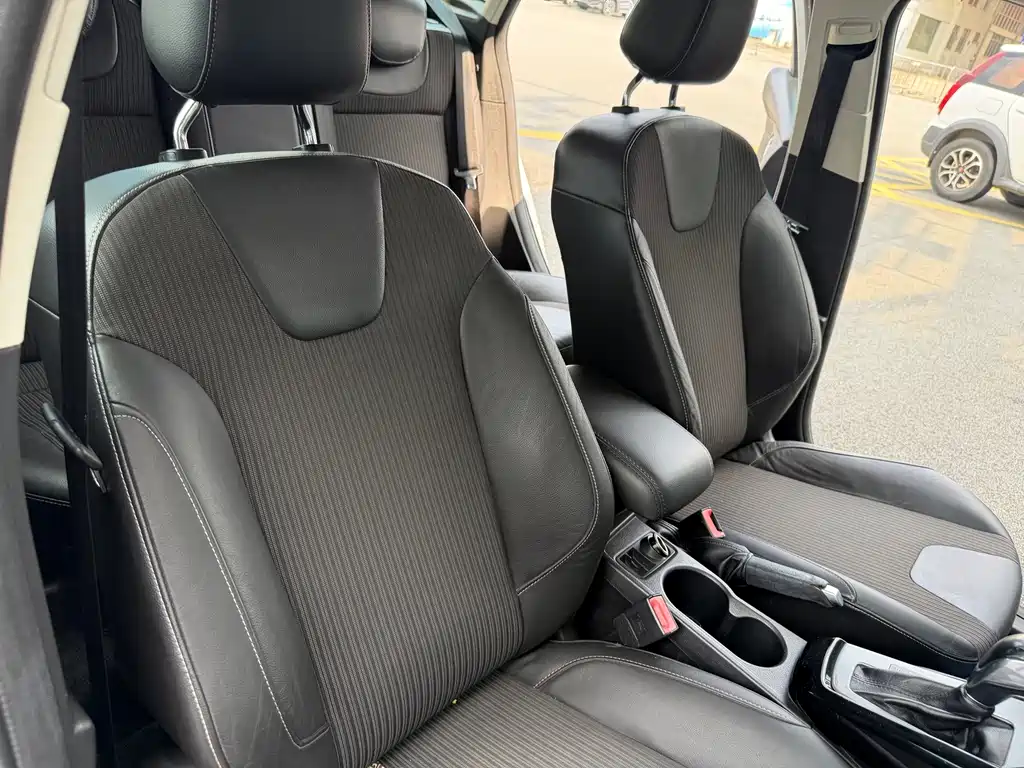 Ford Focus — миниатюра 20