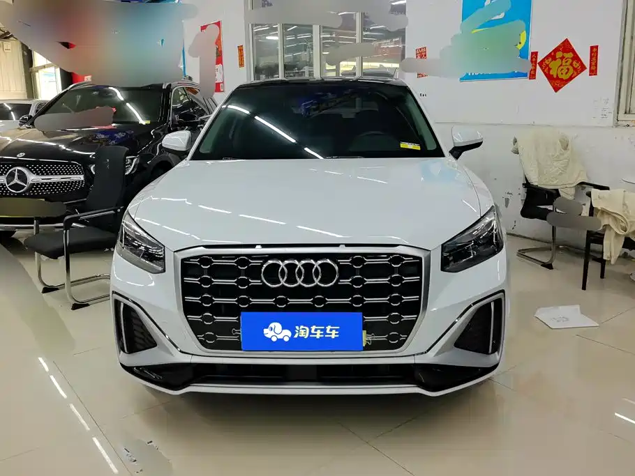 Audi Q2L — миниатюра 2