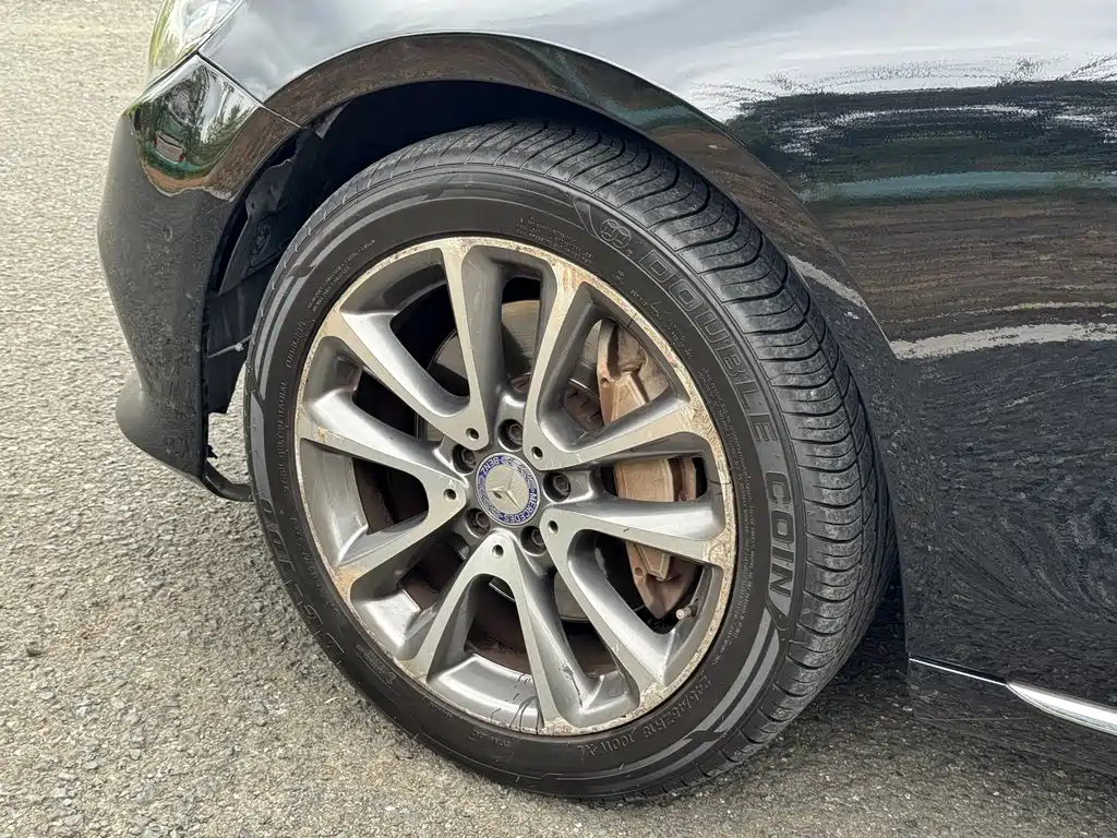 Mercedes-Benz E-Class — миниатюра 14