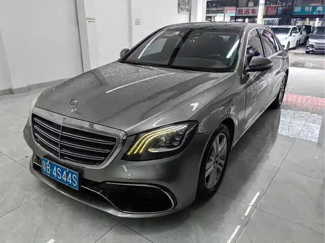 Mercedes-Benz S-Class — фото 1