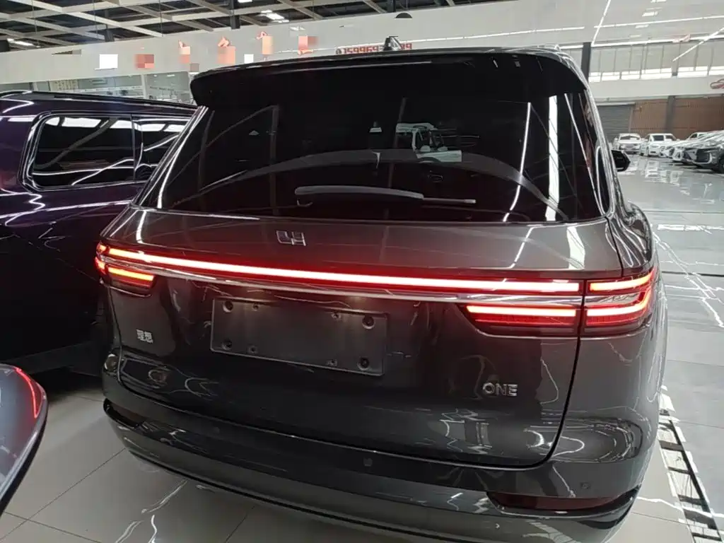 Li Auto Li ONE — миниатюра 6