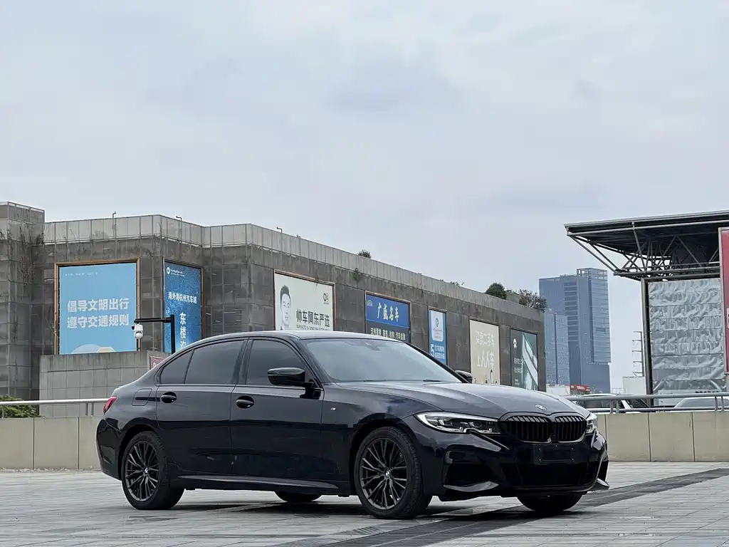 BMW 3 Series — миниатюра 3