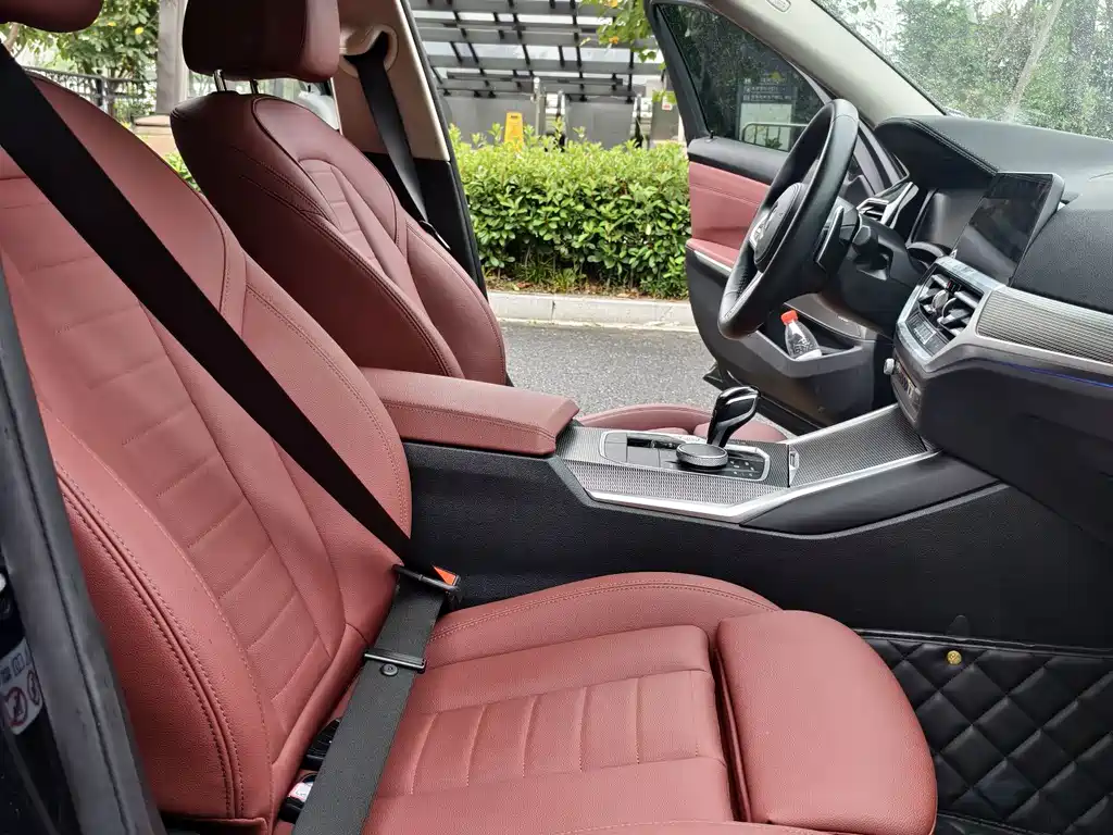 BMW 3 Series — миниатюра 11