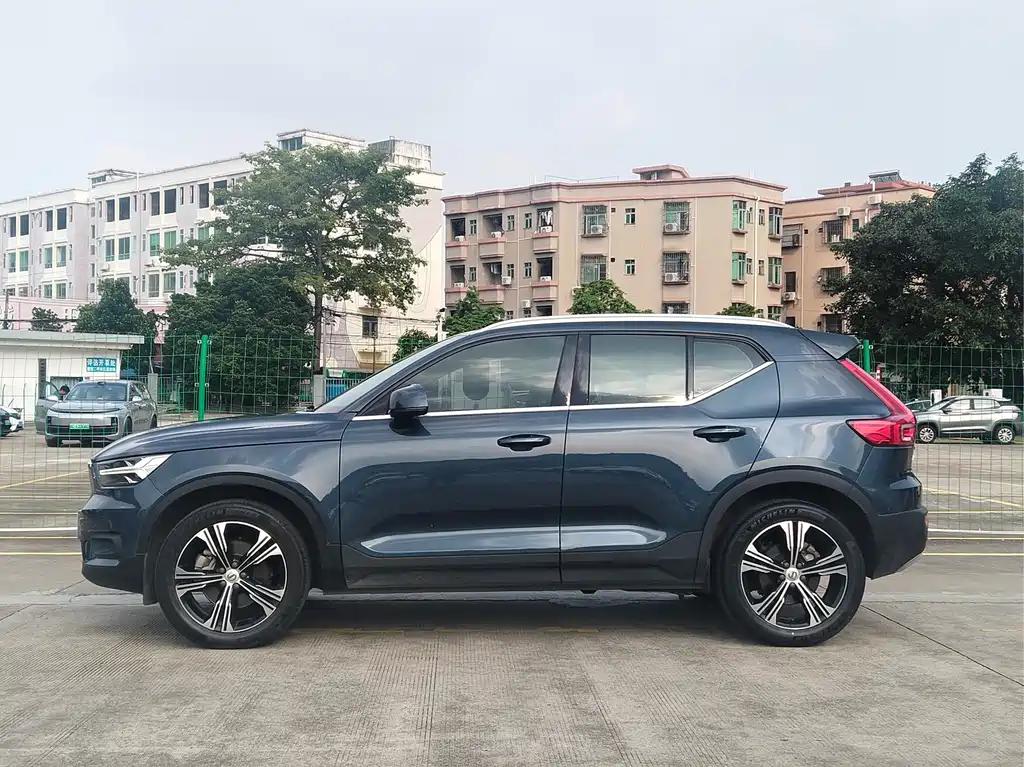 Volvo XC40 — миниатюра 4