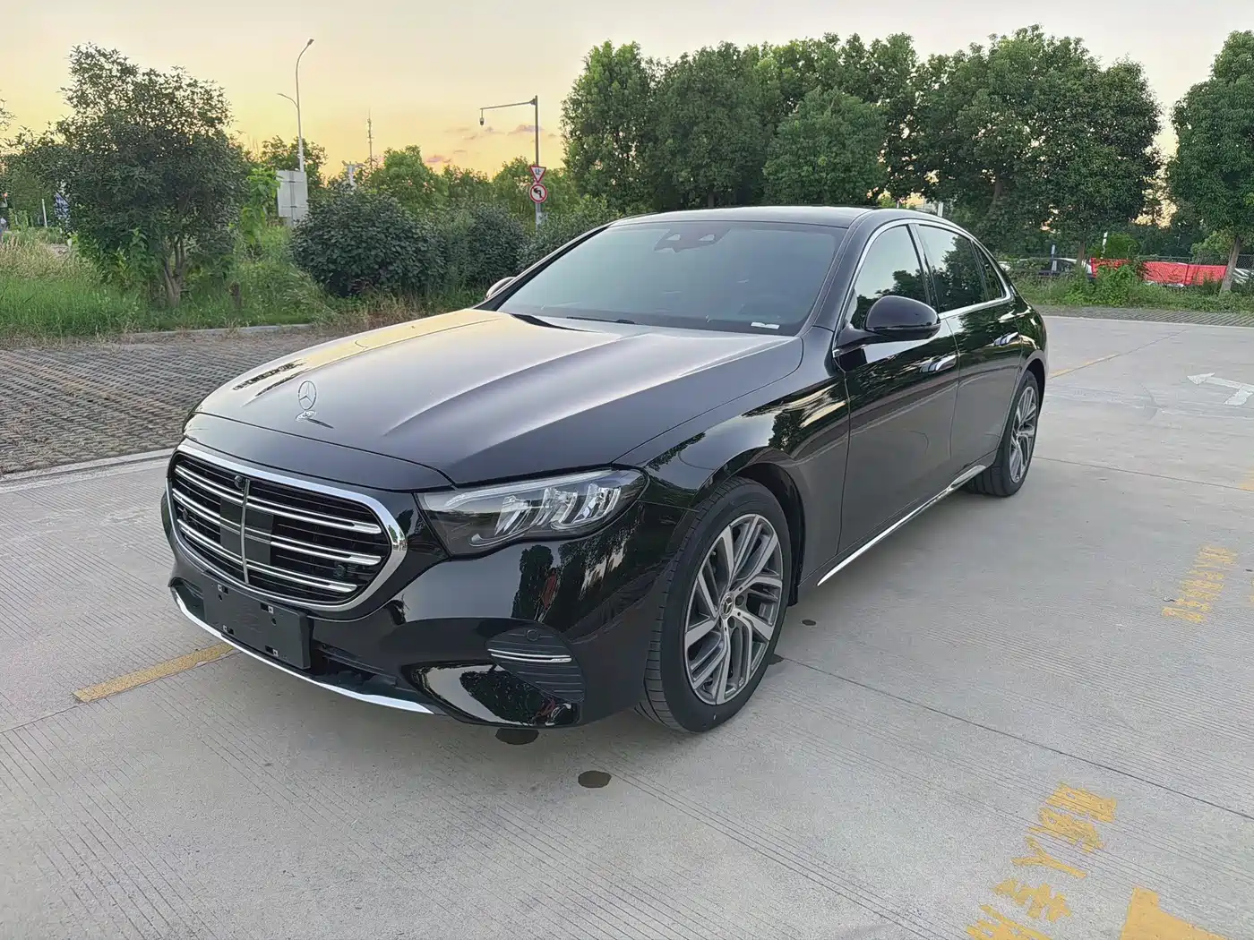 奔驰E级 2024款 E 300 L 时尚型 2025
