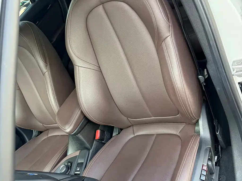 BMW X1 — миниатюра 7