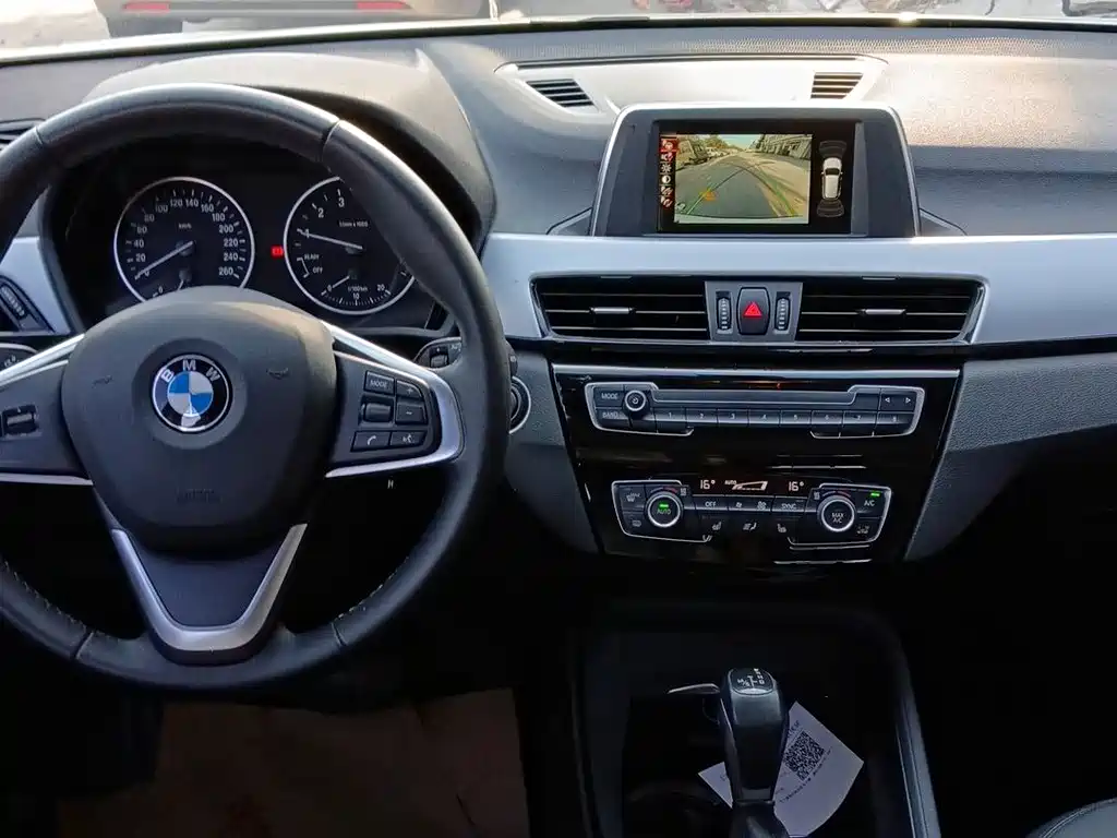BMW X1 — миниатюра 10