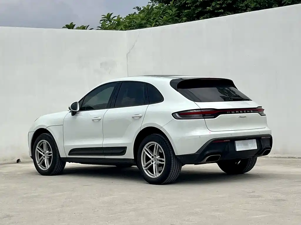 Porsche Macan — миниатюра 4