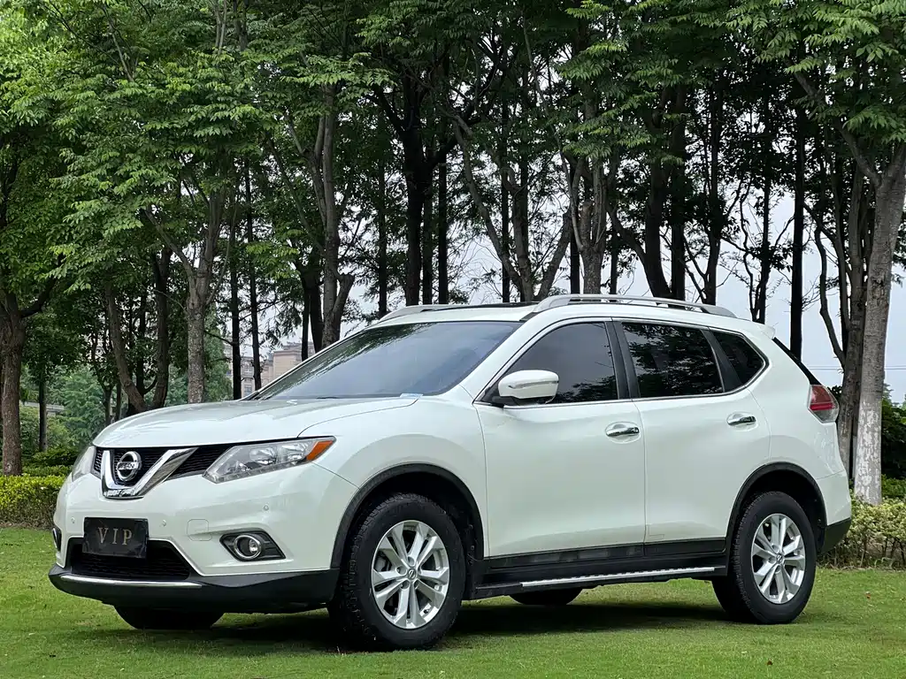 Купить Nissan X-Trail