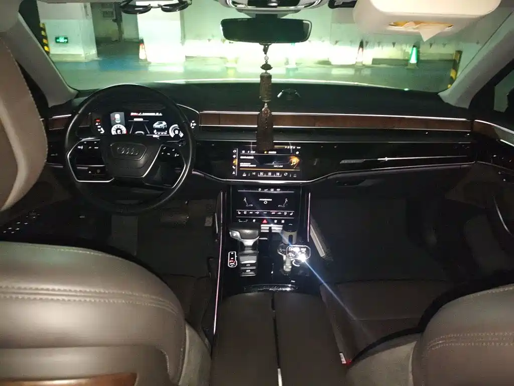 Audi A8 — миниатюра 13