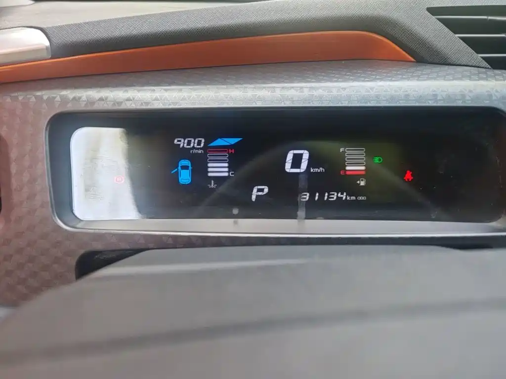 Geely Vision X1 — миниатюра 12