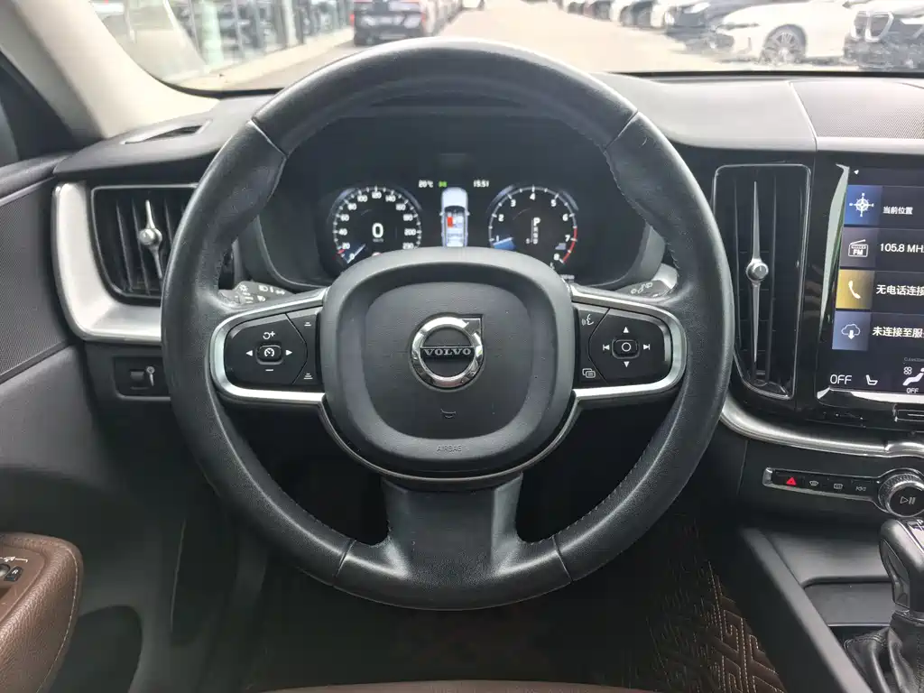 Volvo XC60 — миниатюра 10