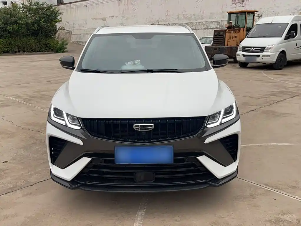 Geely Binyue — миниатюра 5