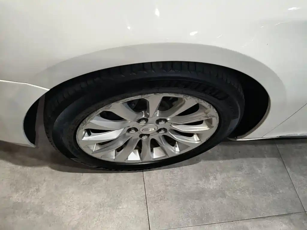 Cadillac XTS — миниатюра 23