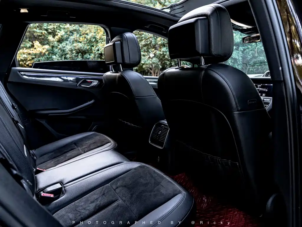 Porsche Macan — миниатюра 10