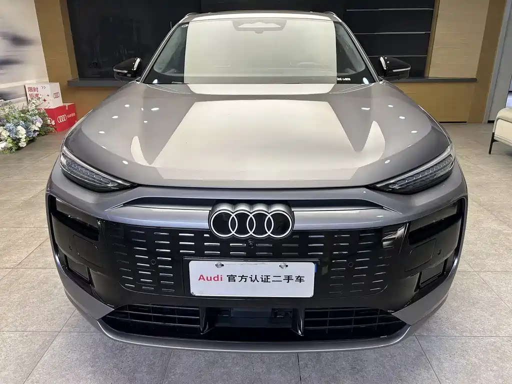 Audi Q6L e-tron — миниатюра 2