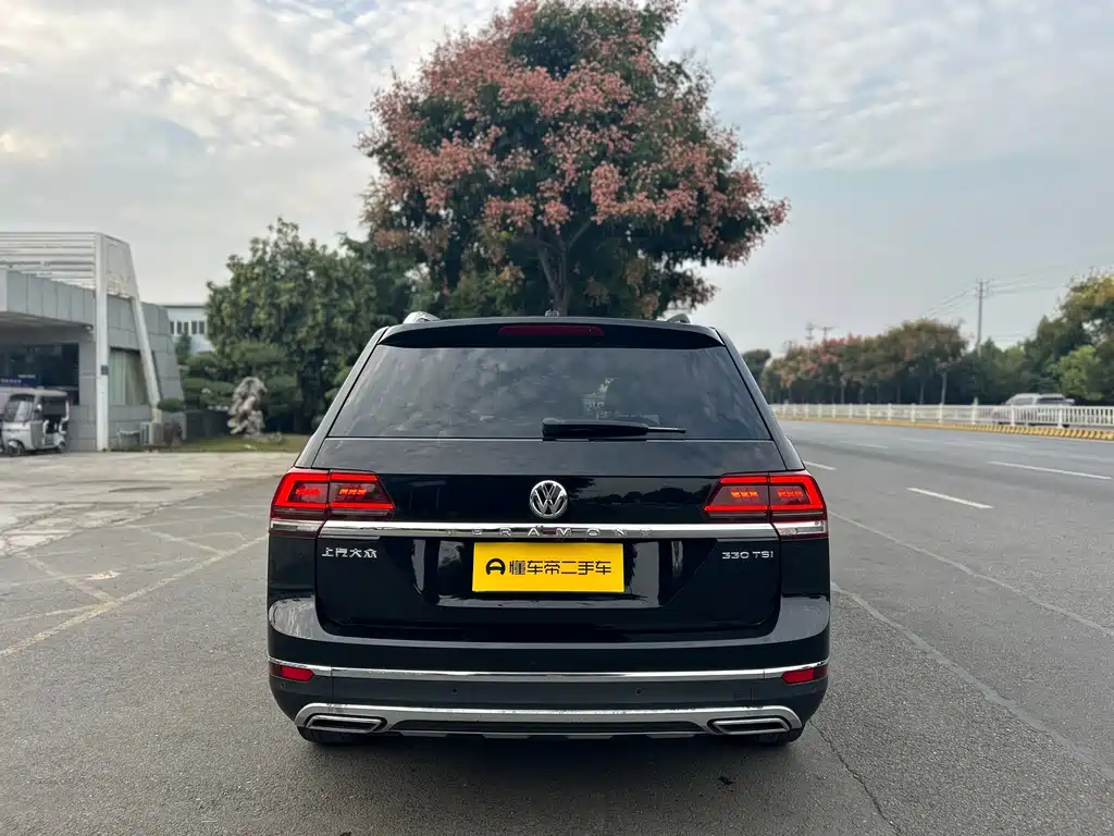 Volkswagen Teramont — миниатюра 4