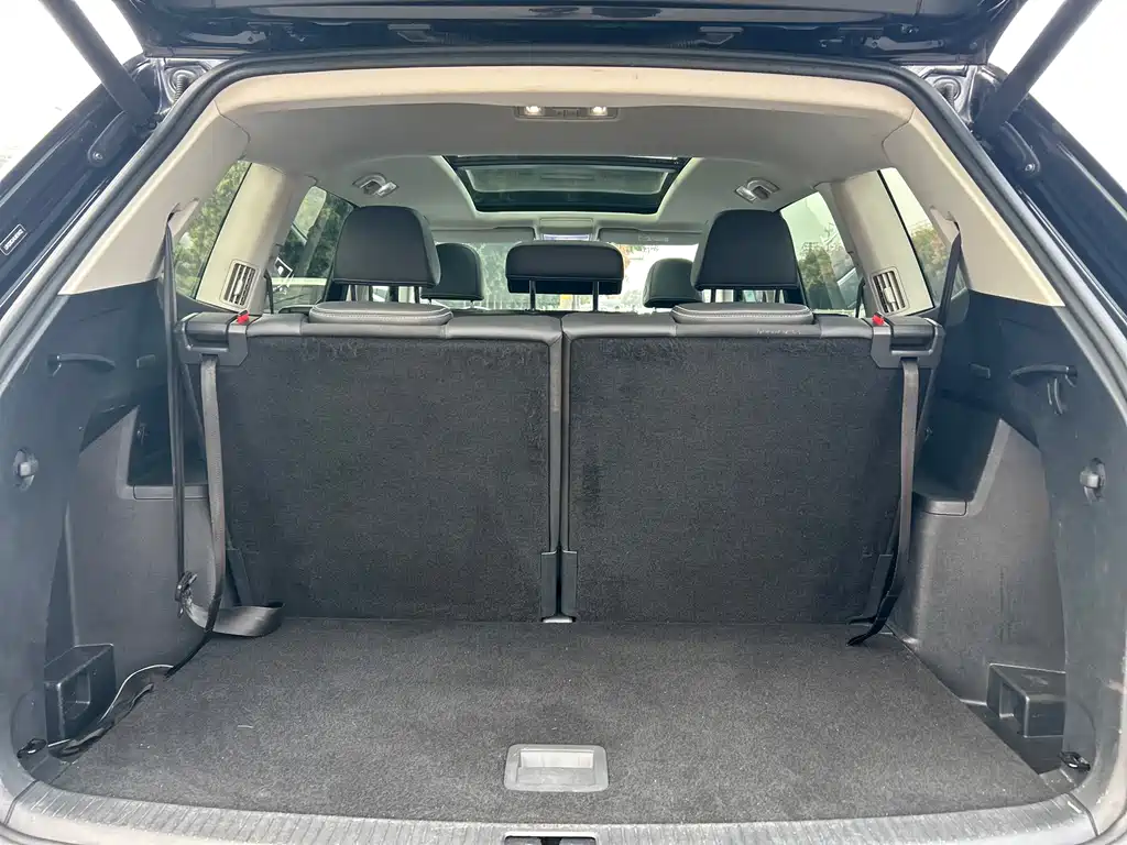 Volkswagen Teramont — миниатюра 18