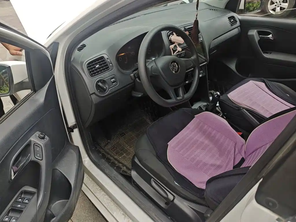 Volkswagen Polo — миниатюра 17