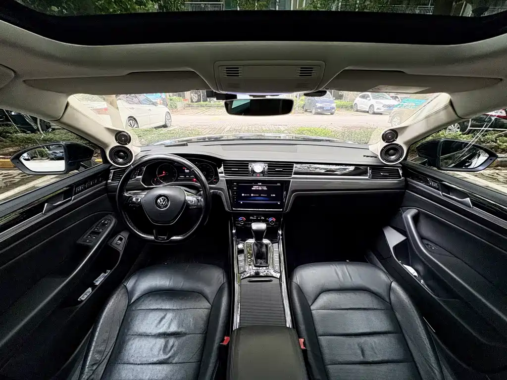 Volkswagen Phideon — миниатюра 5